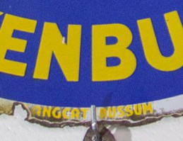 emaille bord blauw rond detail